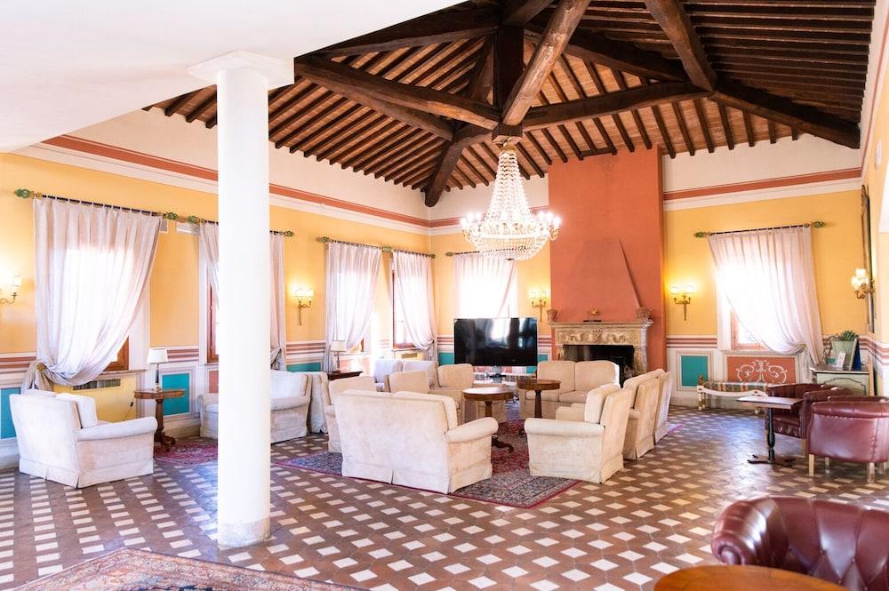 Il Piccolo Castello Hotel Monteriggioni Bagian luar foto
