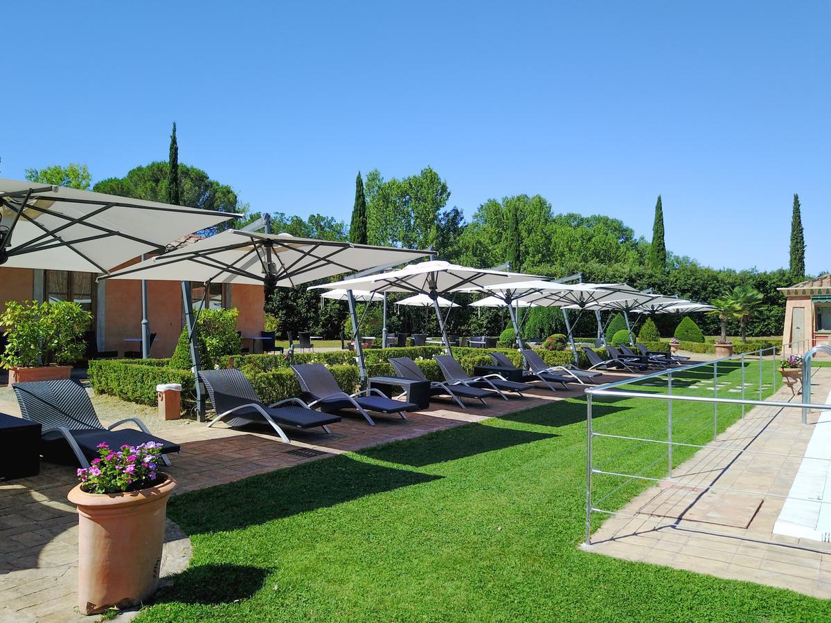 Il Piccolo Castello Hotel Monteriggioni Bagian luar foto